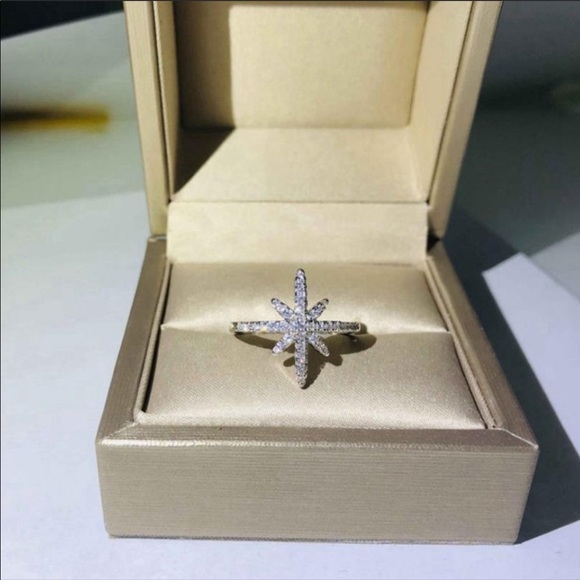 NEW 💍18K White Gold Diamond Shooting Star Ring - Picture 6 of 7